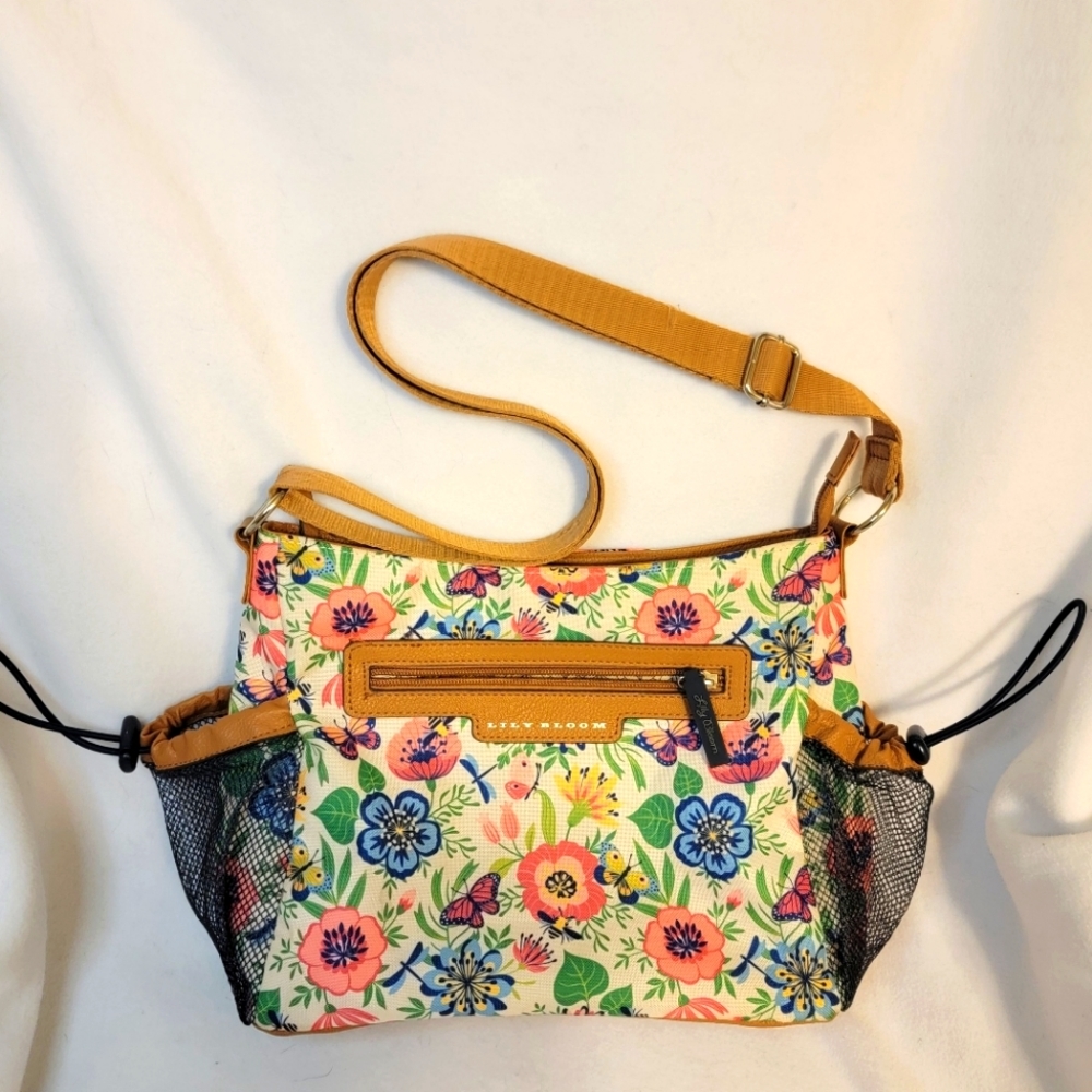 Lily BLOOM Reese CoHo in Buzzy Blooms NWOT